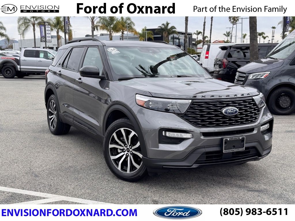 2023 Ford Explorer ST-LINE