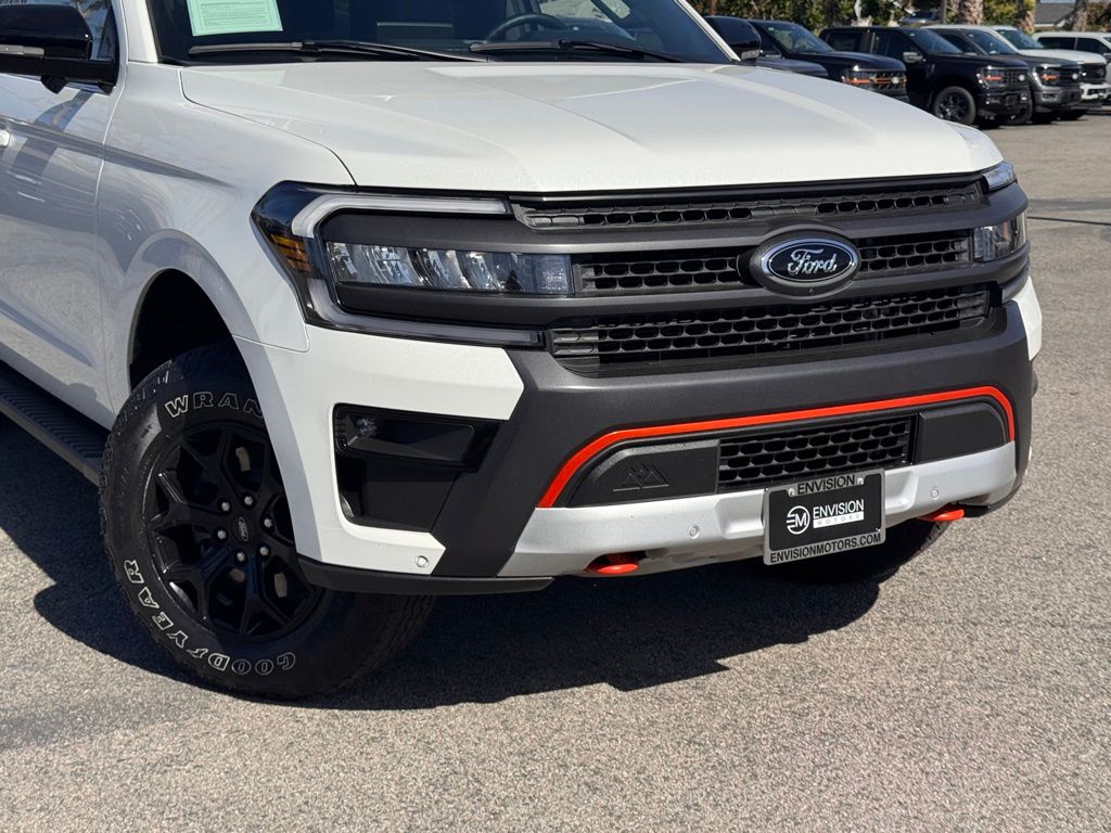 2024 Ford Expedition Timberline photo 2