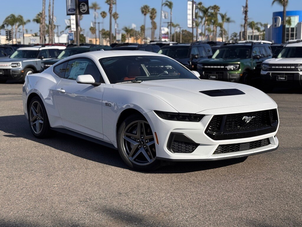 2025 Ford Mustang GT Premium photo 2