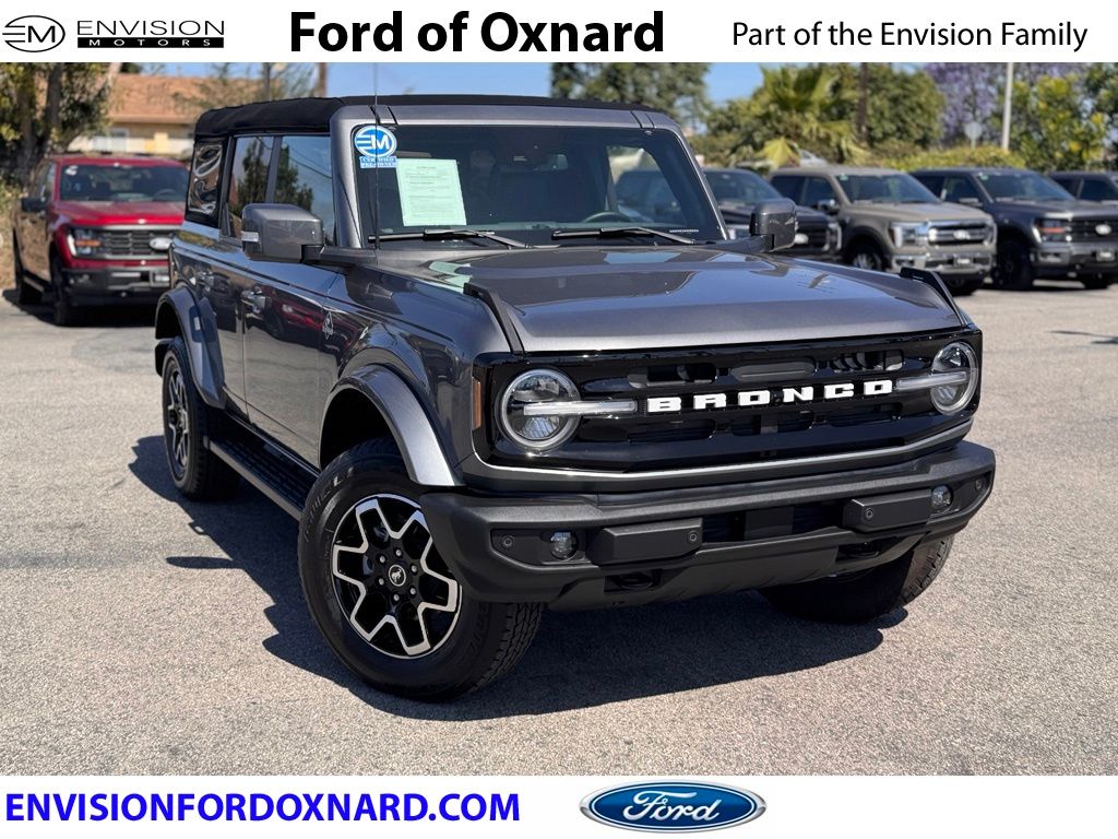 2024 Ford Bronco Outer Banks 4x4's photo