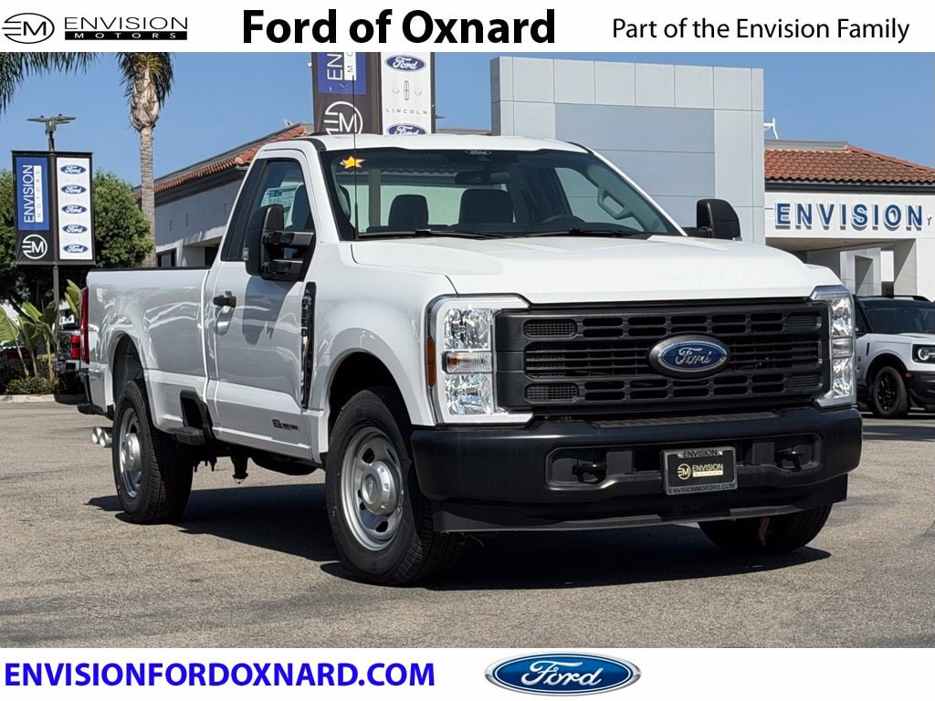 2025 Ford F-350 Super Duty XL