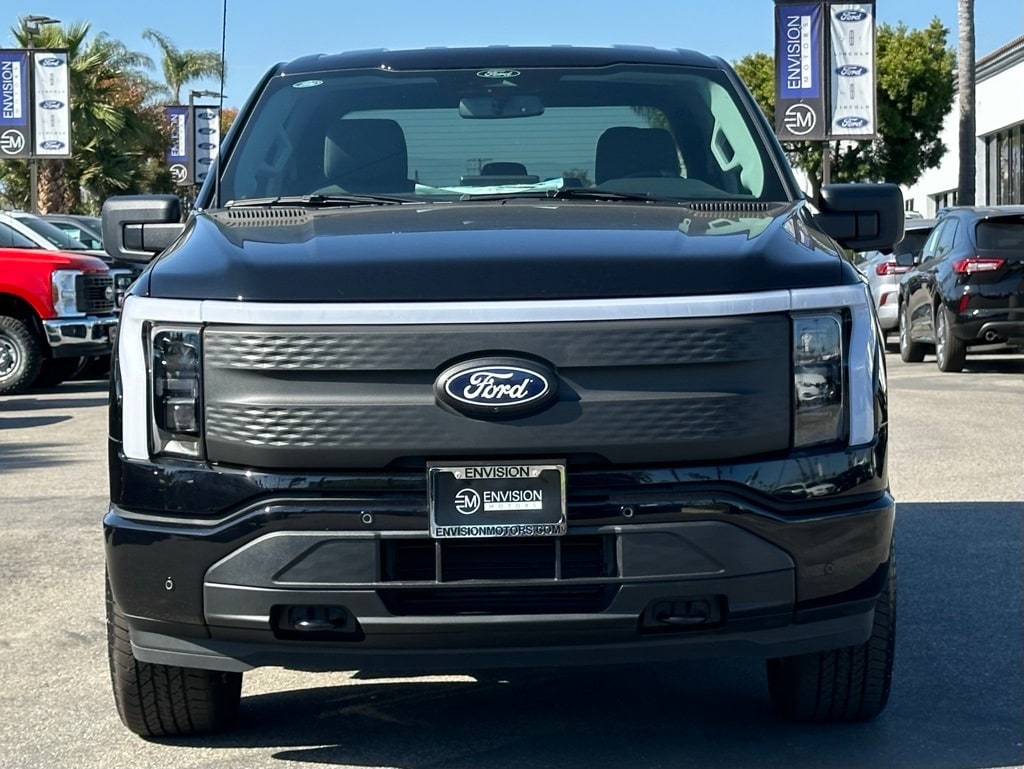 2024 Ford F-150 Lightning Lariat