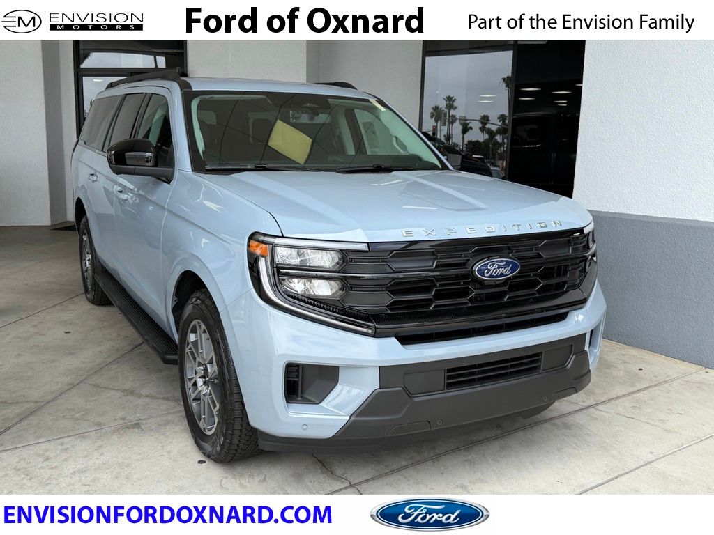 2026 Ford Expedition Active MAX 4x4's photo