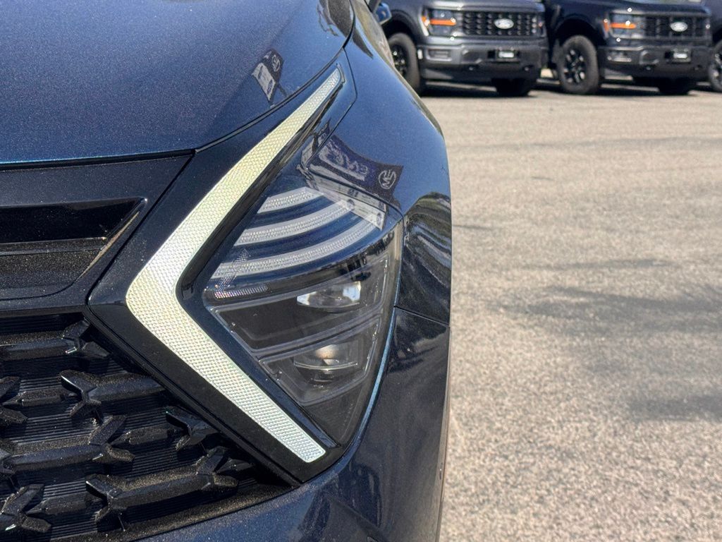 2025 Kia Sportage Plug-In Hybrid X-Line Prestige photo 3