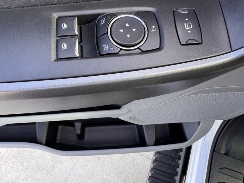 2025 Ford F-350 Super Duty XLT - Photo 16