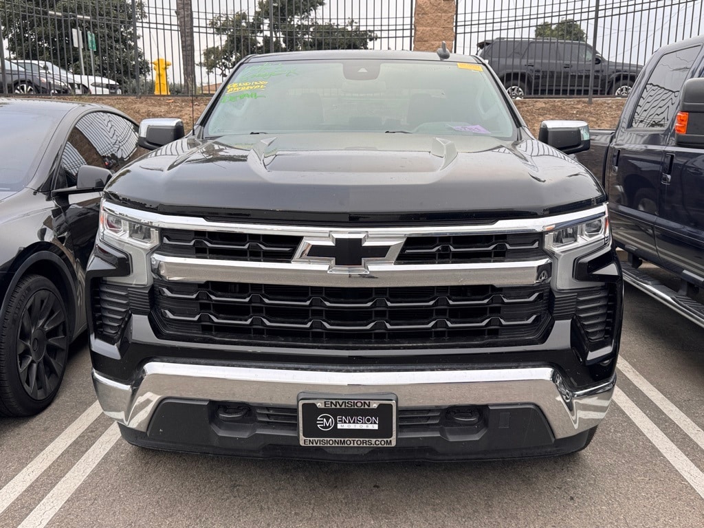 Used 2022 Chevrolet Silverado 1500 LT w/1LT Truck Crew Cab