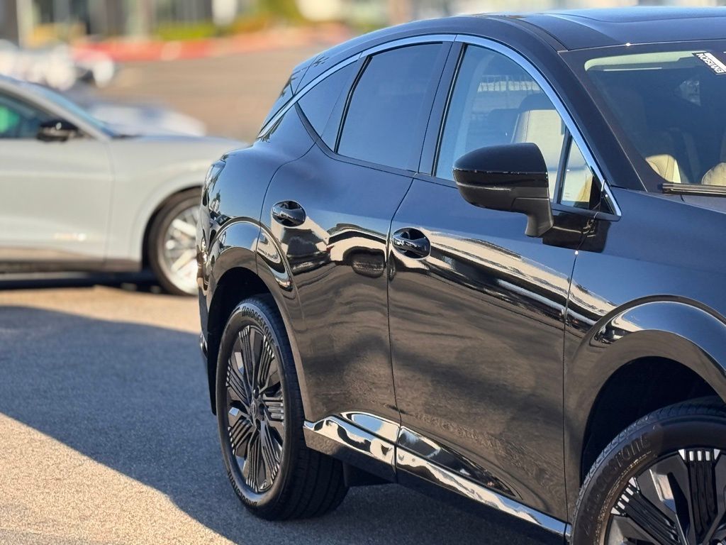 2025 Nissan Murano Platinum photo 4