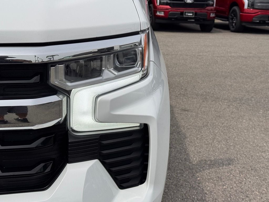 2023 Chevrolet Silverado 1500 LT w/1LT photo 3