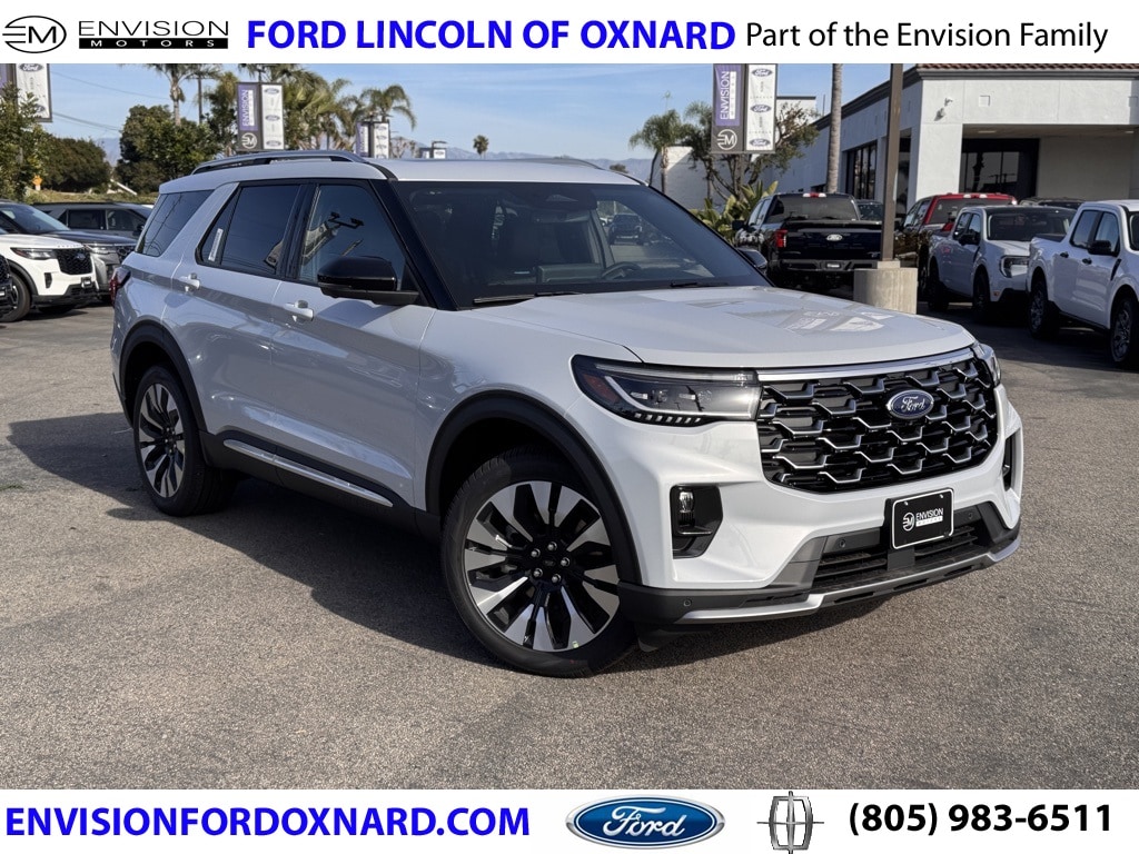 2026 Ford Explorer Platinum's photo