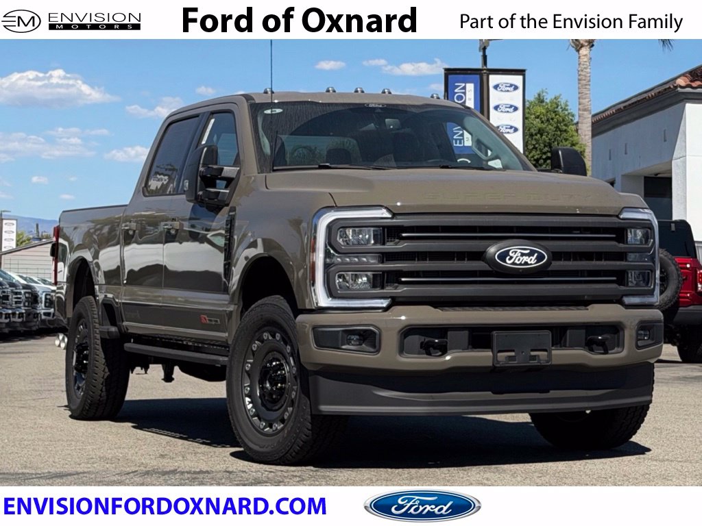 2027 Ford F-250 XLT Truck Crew Cab