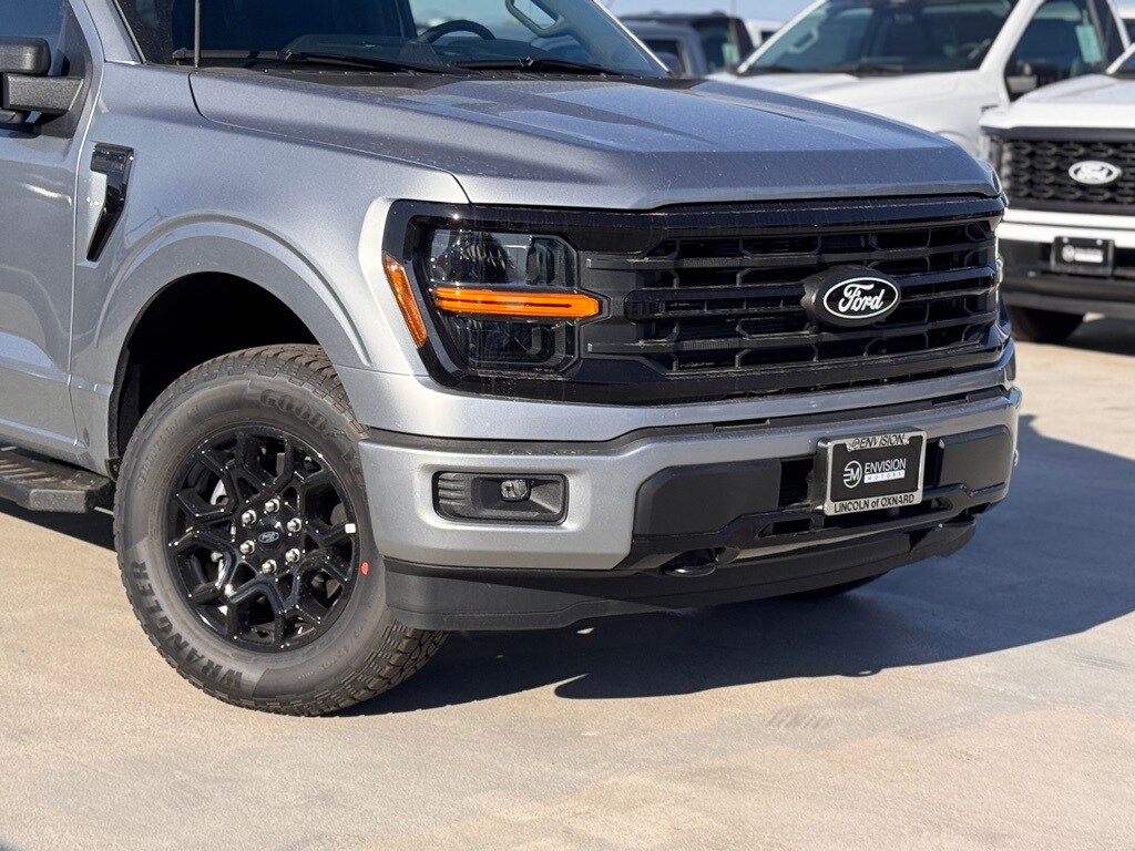 2025 Ford F-150 XLT photo 3
