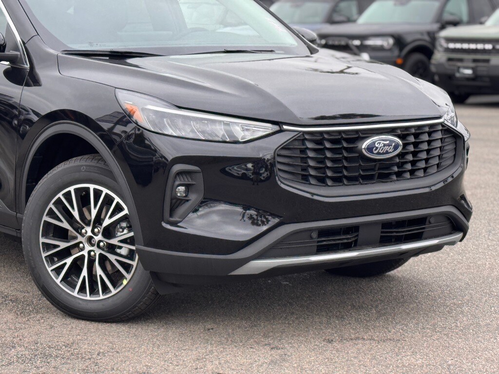 2025 Ford Escape Base photo 3