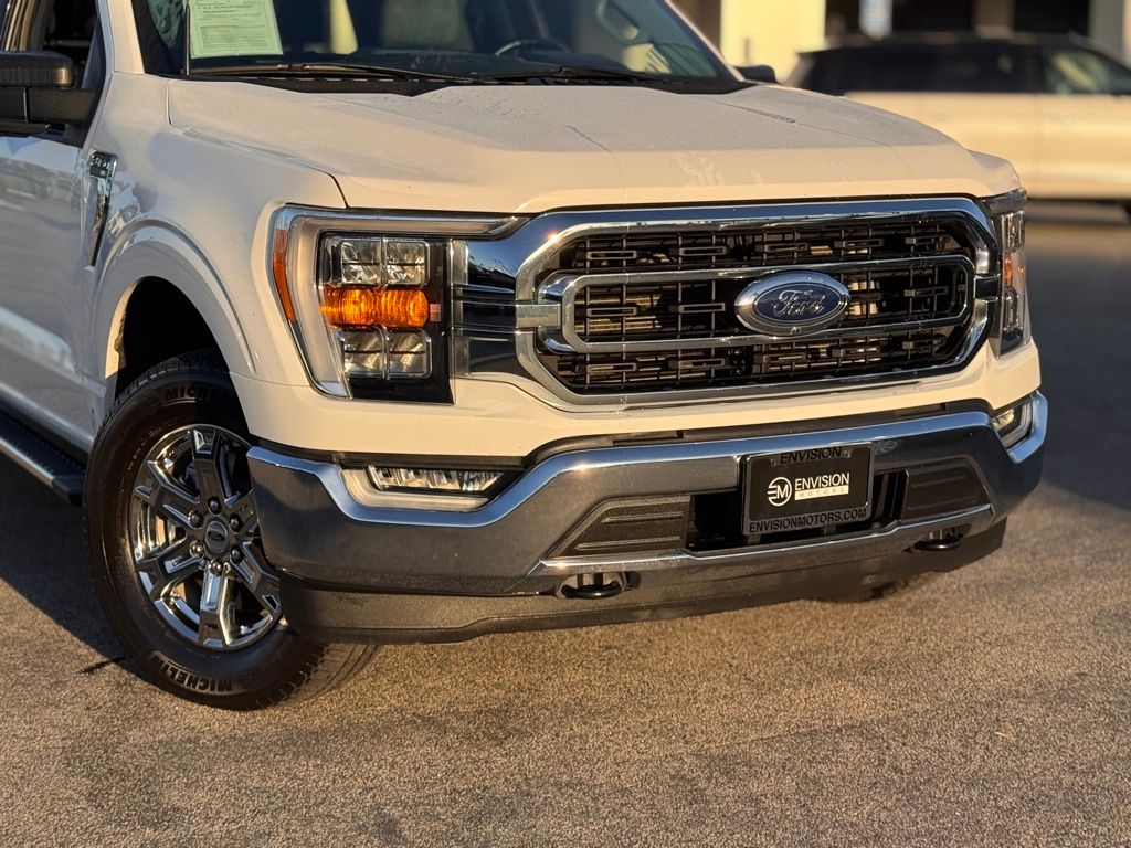2022 Ford F-150 photo 2