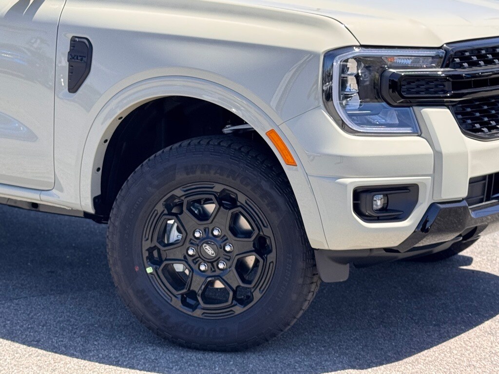 2025 Ford Ranger XLT photo 4