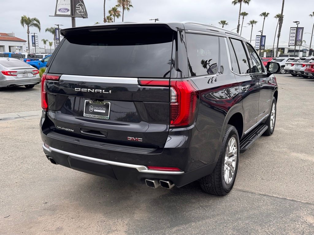2025 GMC Yukon Denali - Photo 12
