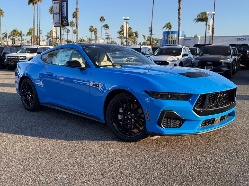 2025 Ford Mustang GT Premium photo 2