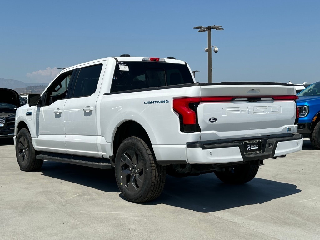 2024 Ford F-150 Lightning Lariat