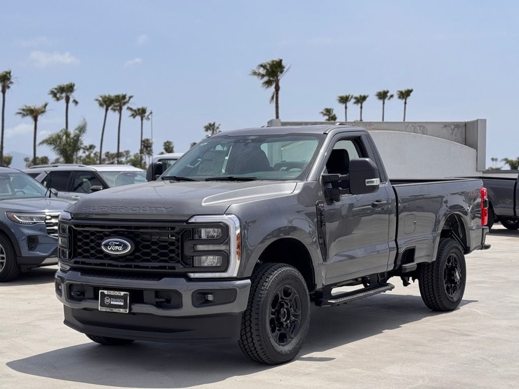 2025 Ford F-350 XL photo 6