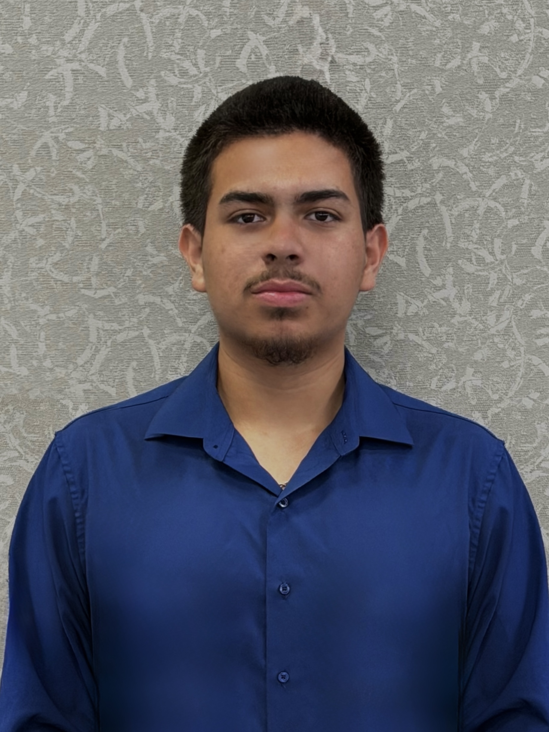 Staff member Benji Vidales from ID_0075b2528e26