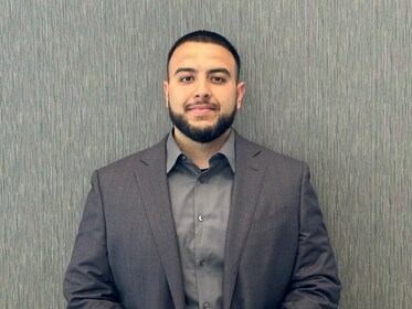 Staff member Carlos Castellanos from ID_02c72ec39afb