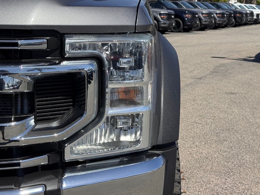 2022 Ford F-450 Chassis photo 3