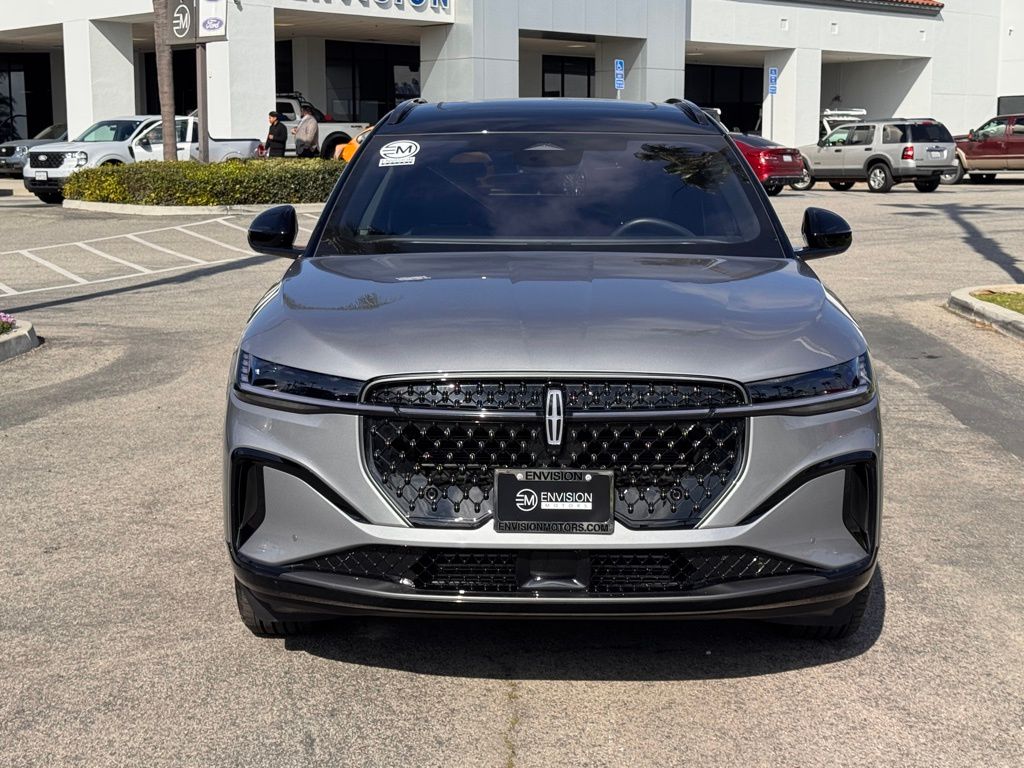 2025 Lincoln Nautilus Reserve photo 5