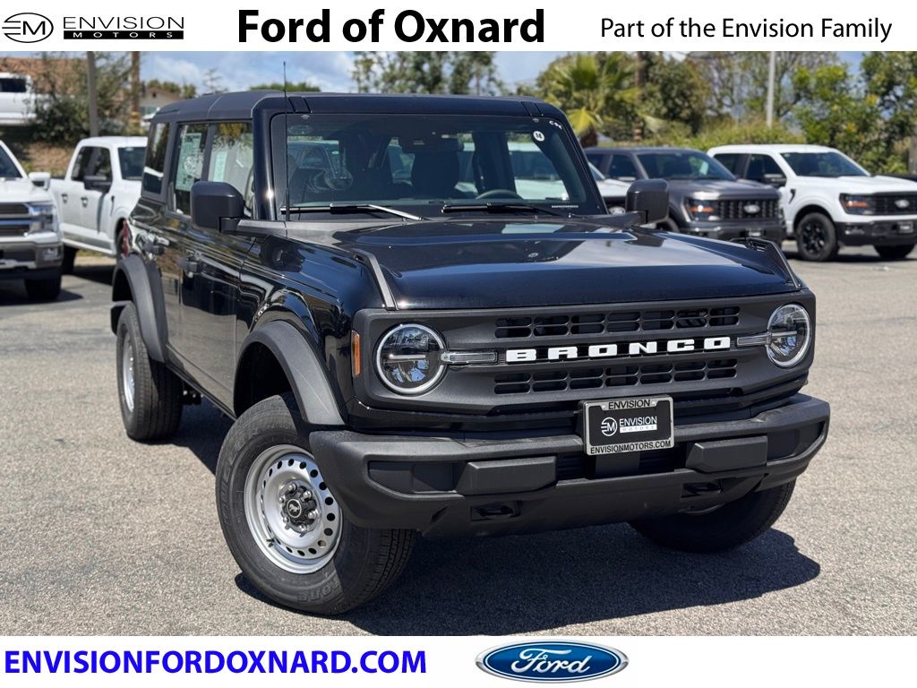 2026 Ford Bronco Base 4x4's photo