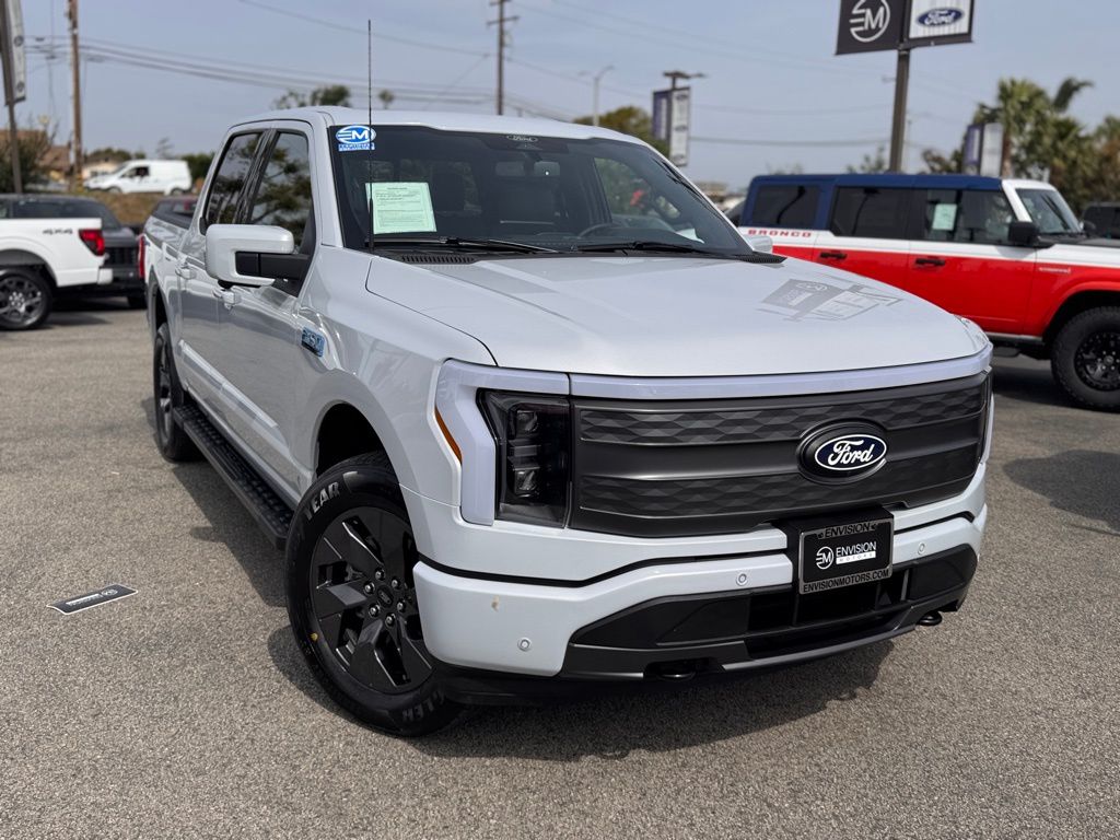 Used 2025 Ford F-150 Lightning Lariat with VIN 1FT6W5L77SWG18219 for sale in San Juan Capistrano, CA