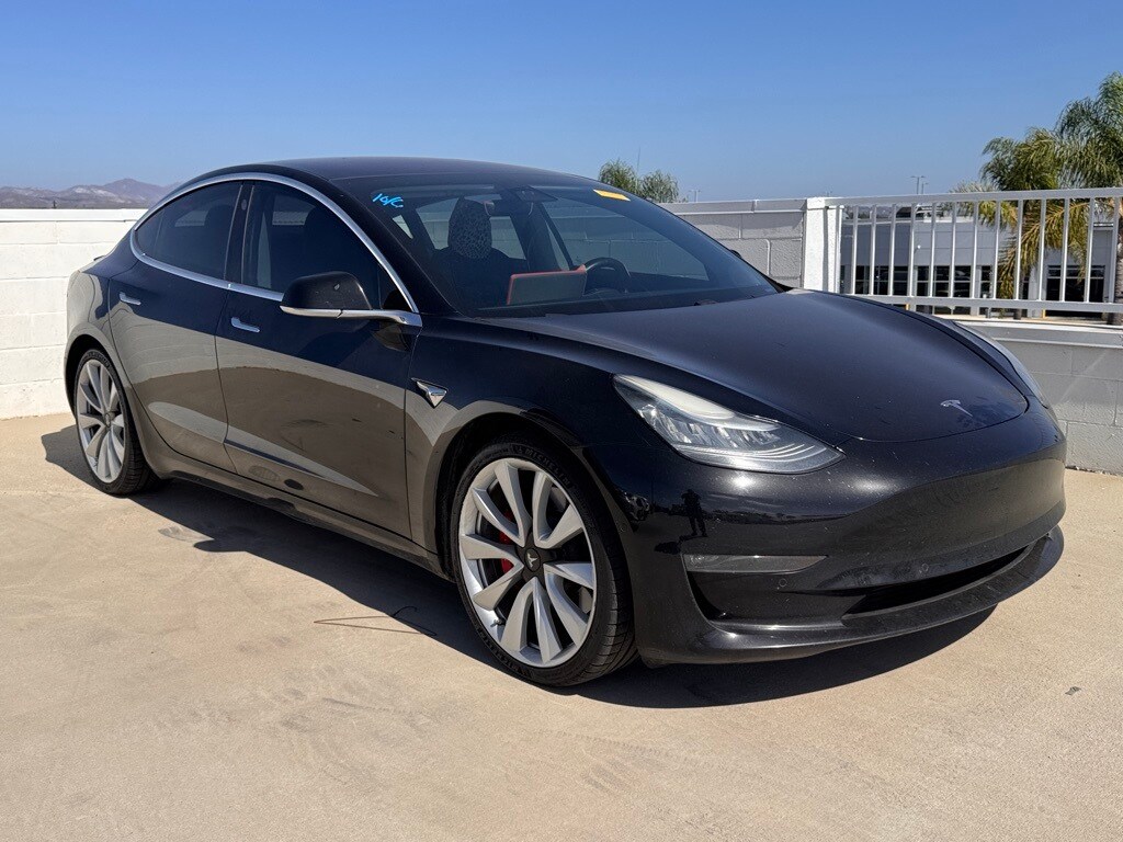 2018 Tesla Model 3 Performance photo 3