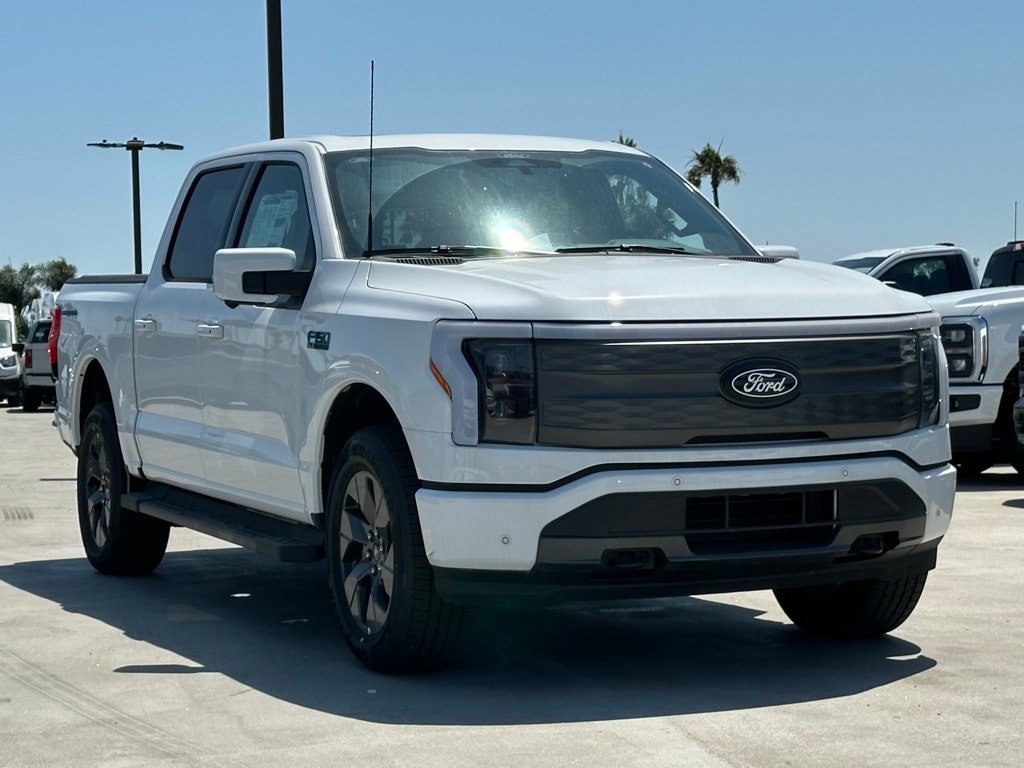 2024 Ford F-150 Lightning Lariat