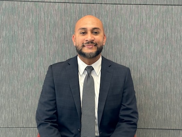 Staff member Daniel Ayala from ID_3d0d3dabd49c
