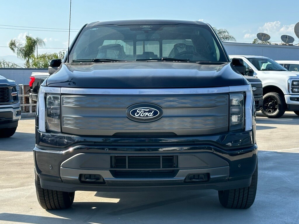 2024 Ford F-150 Lightning Flash