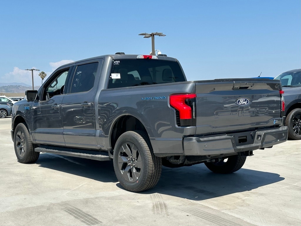 2024 Ford F-150 Lightning Flash