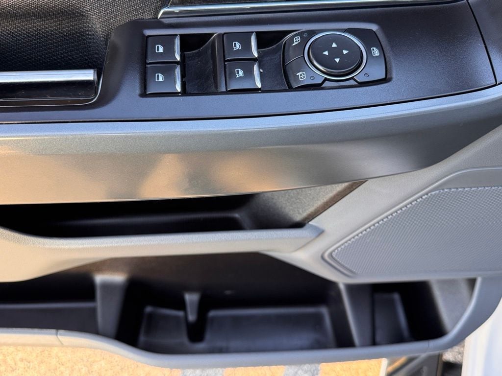 View 16