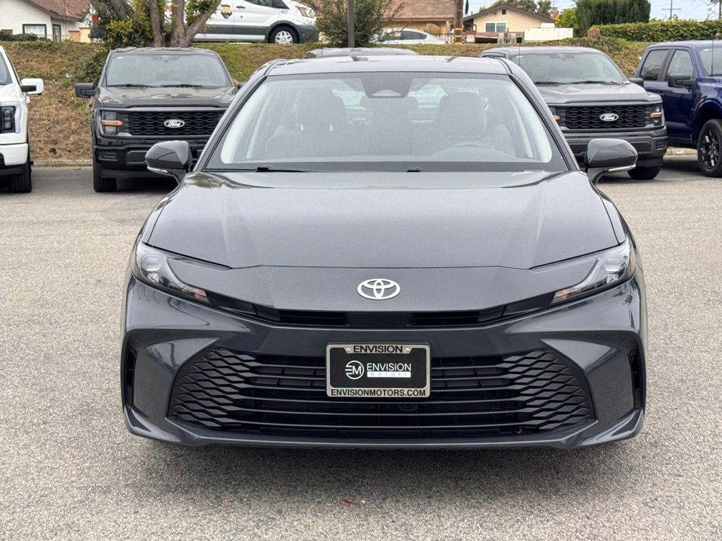 2025 Toyota Camry LE photo 5