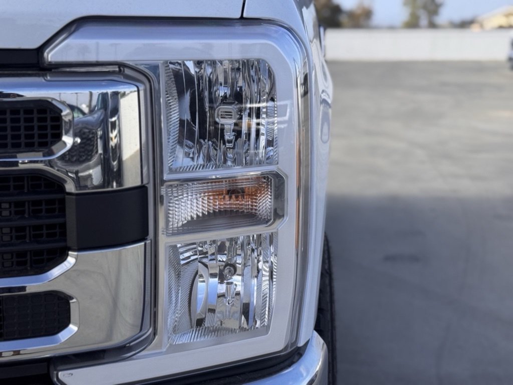 2025 Ford F-350 Super Duty XLT - Photo 8