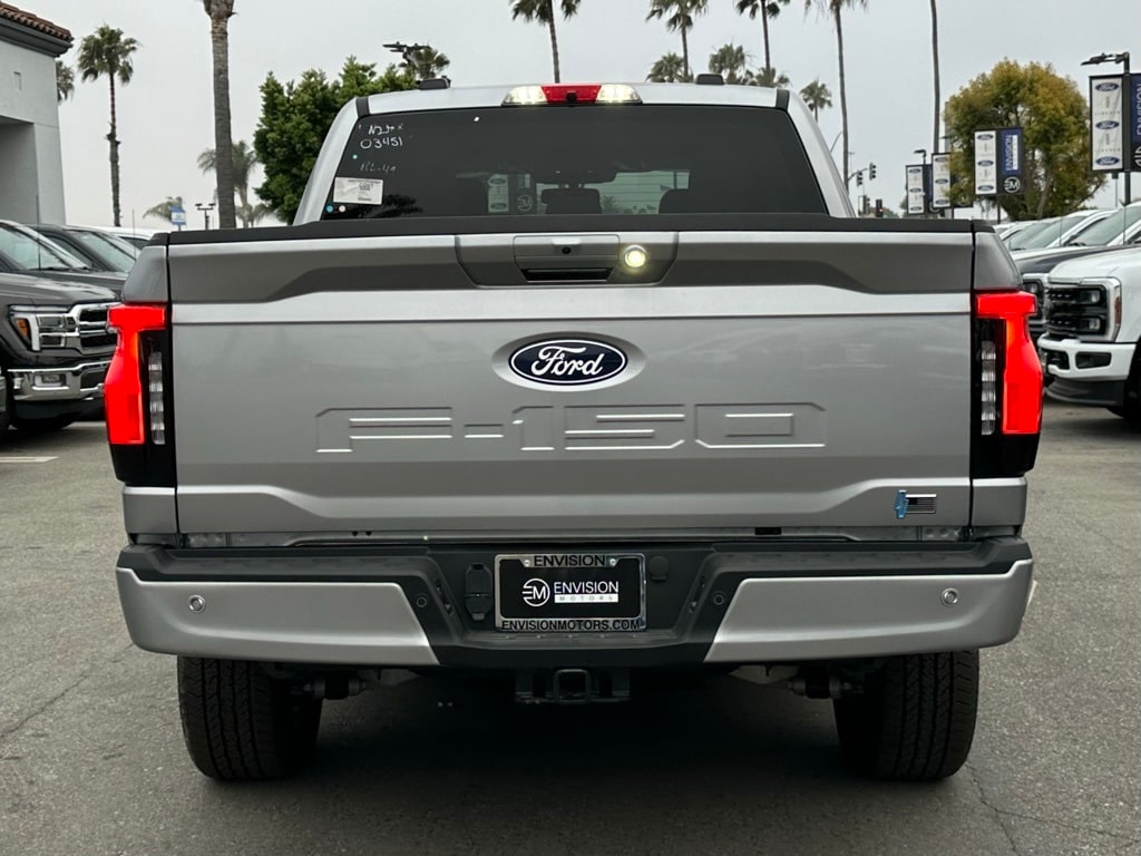 2024 Ford F-150 Lightning Flash