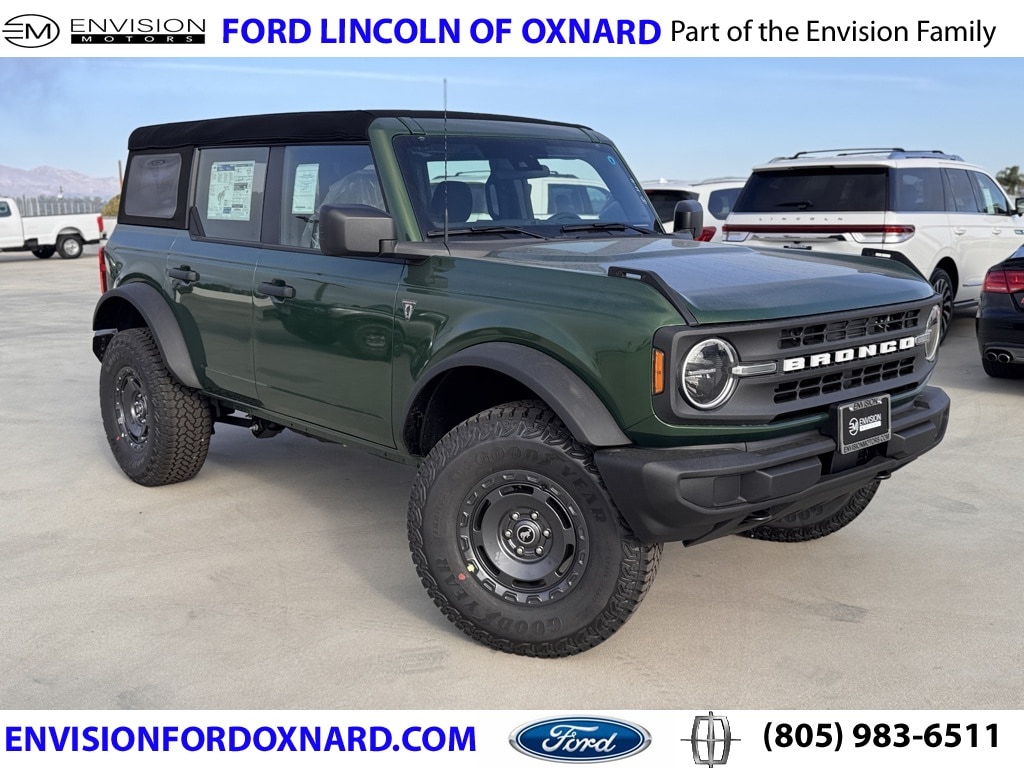 2025 Ford Bronco 4-Door Base's photo
