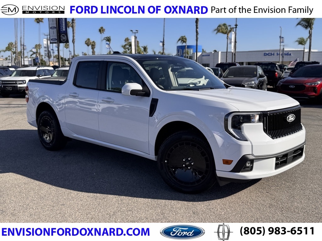 2025 Ford Maverick Lobo's photo