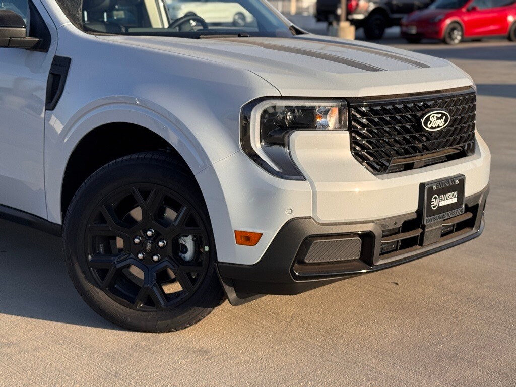 2025 Ford Maverick Lariat photo 3