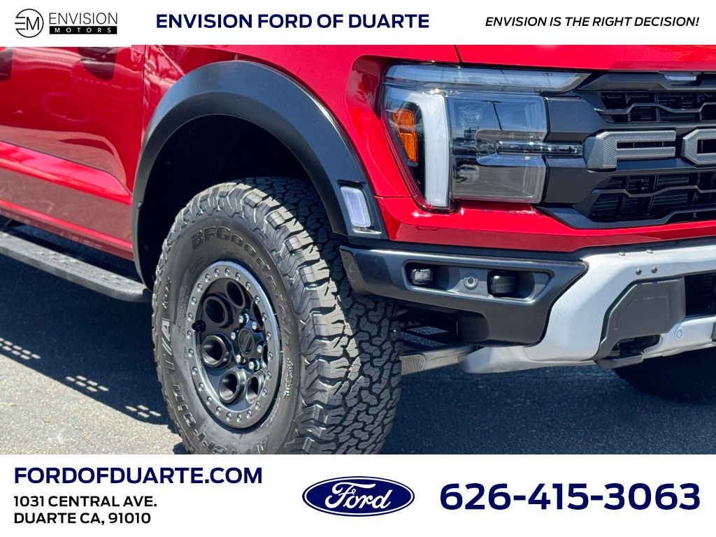 2025 Ford F-150 Raptor photo 2