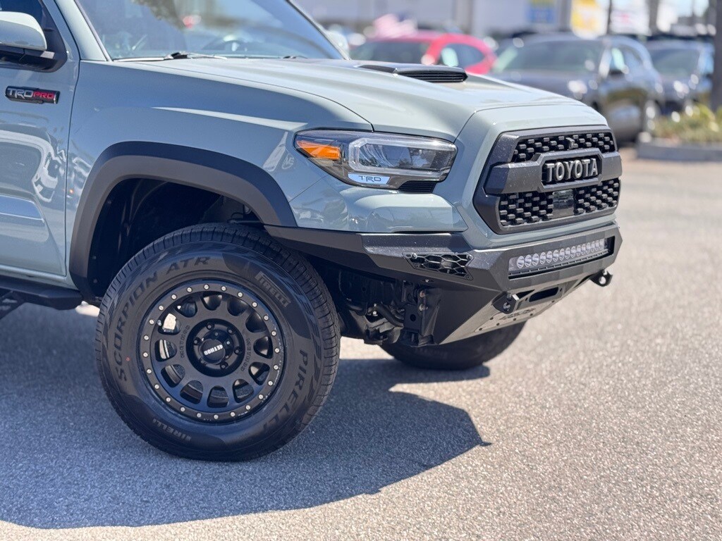 2021 Toyota Tacoma TRD Pro V6 photo 3