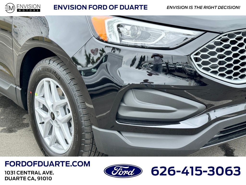 2024 Ford Edge SE