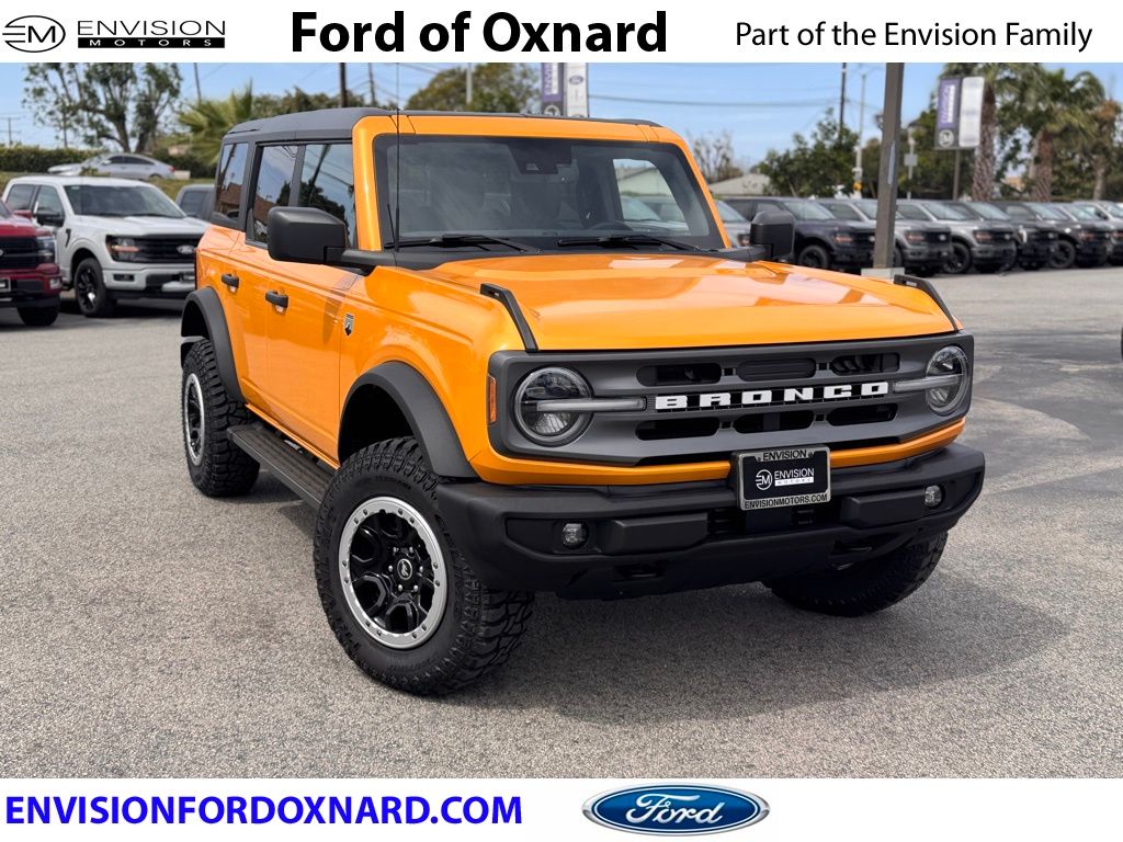 2022 Ford Bronco Big Bend Mid (222A) 4x4's photo