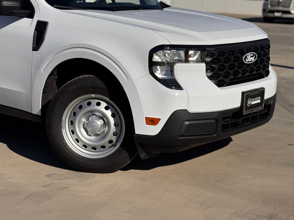New 2025 Ford Maverick XL Truck SuperCrew