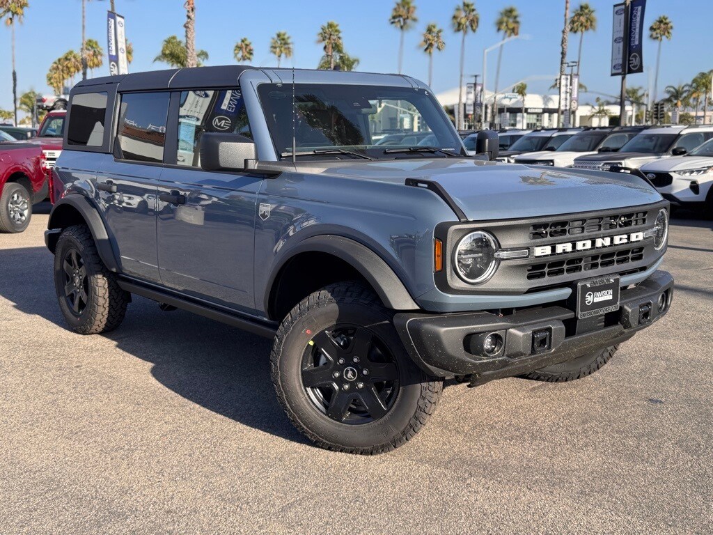 2025 Ford Bronco Big Bend photo 2