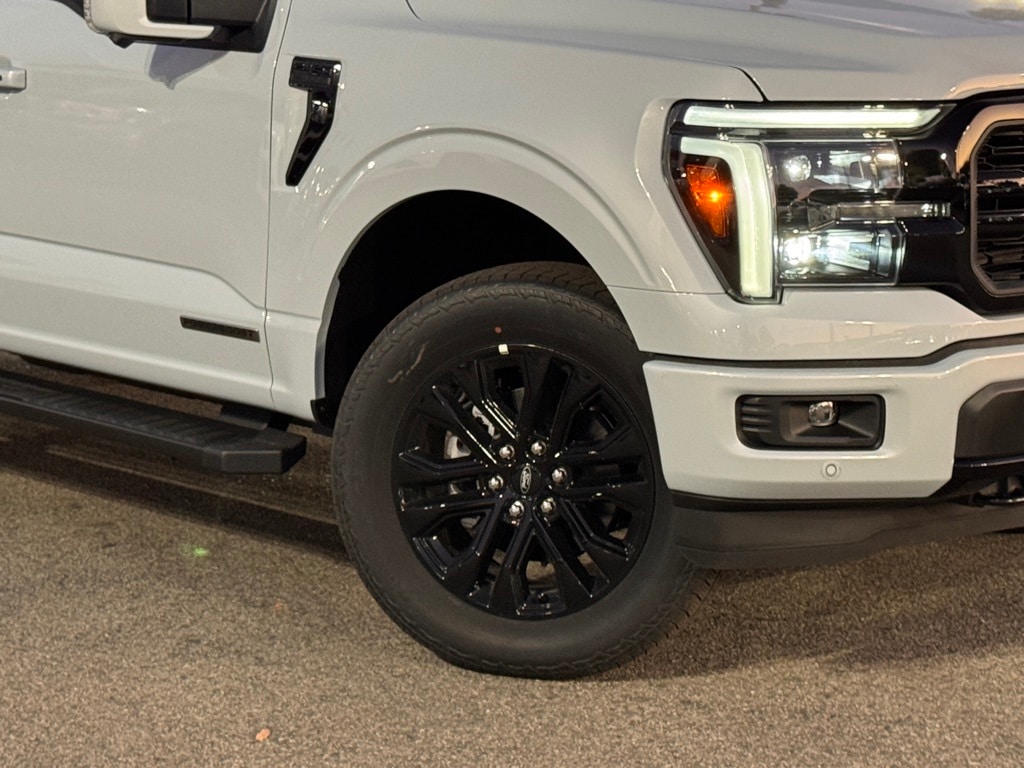 New 2025 Ford F-150 Lariat Truck SuperCrew Cab