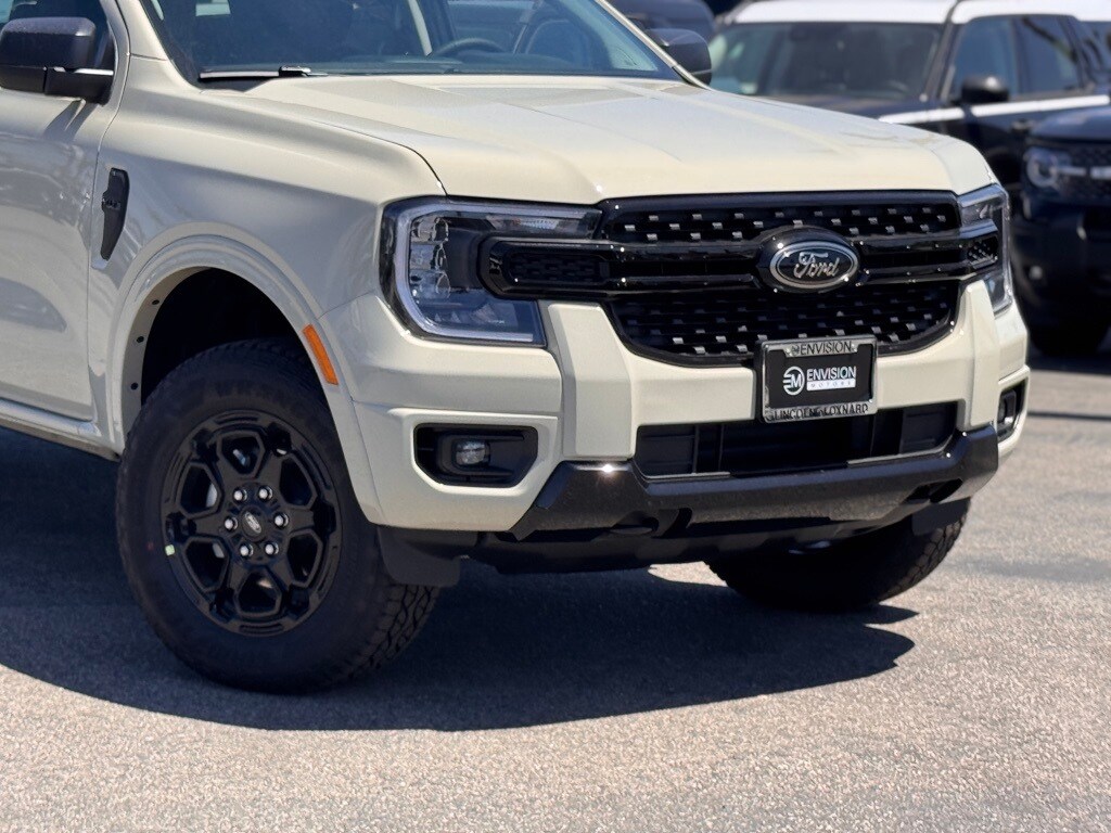 2025 Ford Ranger XLT photo 3