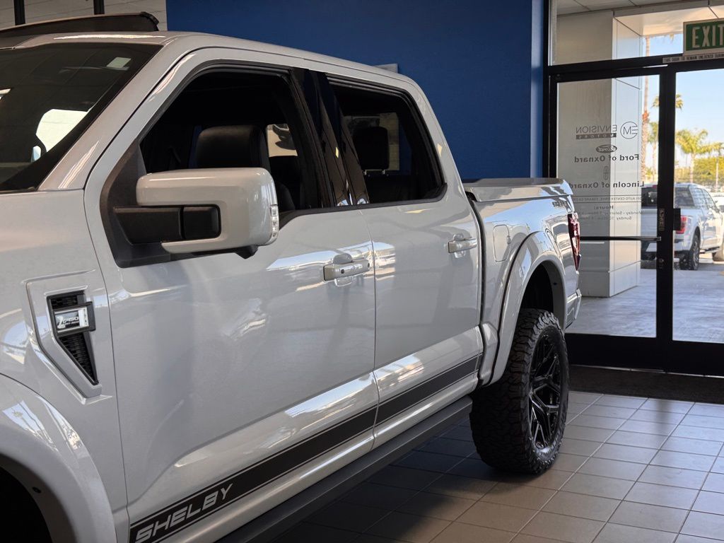 2025 Ford F-150 Lariat - Photo 9