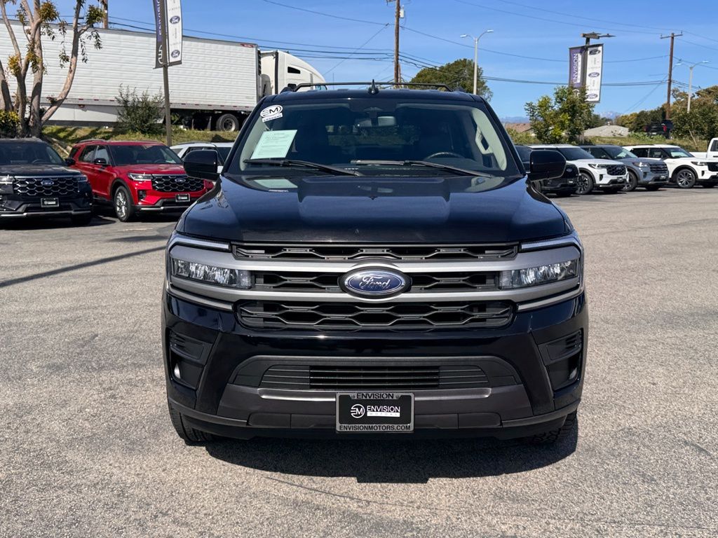 2024 Ford Expedition Max XLT photo 5